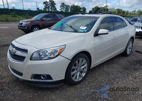 2013 Chevrolet Malibu 2Lt z USA, uszkodzony, nr VIN 1G11E5SA7DF150577